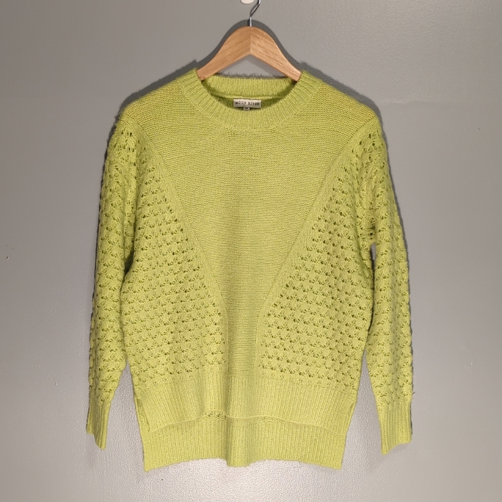 Moon River | EVEREVE Lime Green Knit Sweater